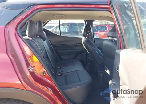 2019 Nissan Kicks Sr z USA, uszkodzony, nr VIN 3N1CP5CU2KL526322